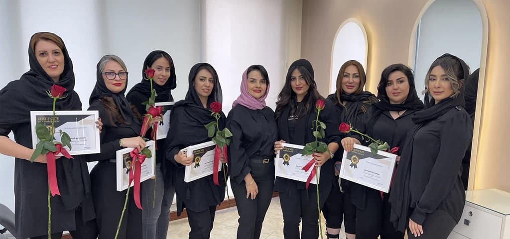 نمایی از آموزشگاه و هنرجویان 7